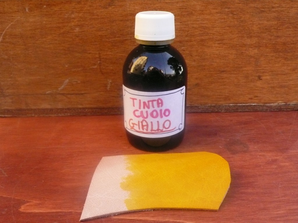 Tinta per Il Cuoio Colore Giallo